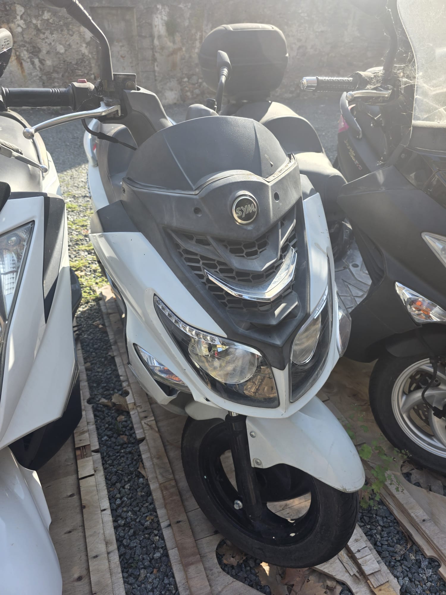 PIAGGIO X8 200